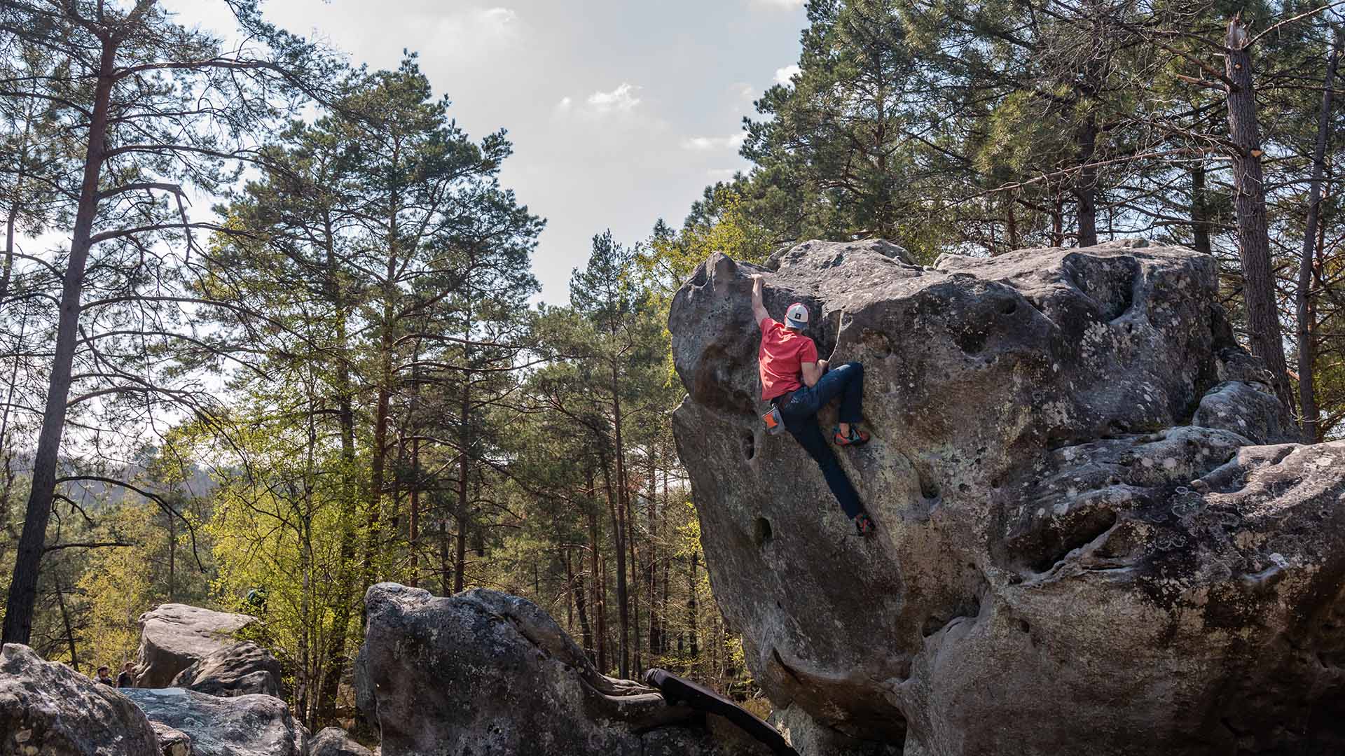 Boulderer beim Outdoor bouldern